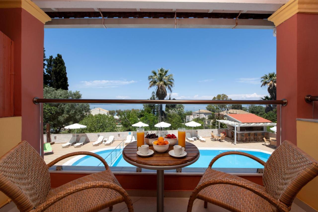 Hotel Penelope Букарі Екстер'єр фото