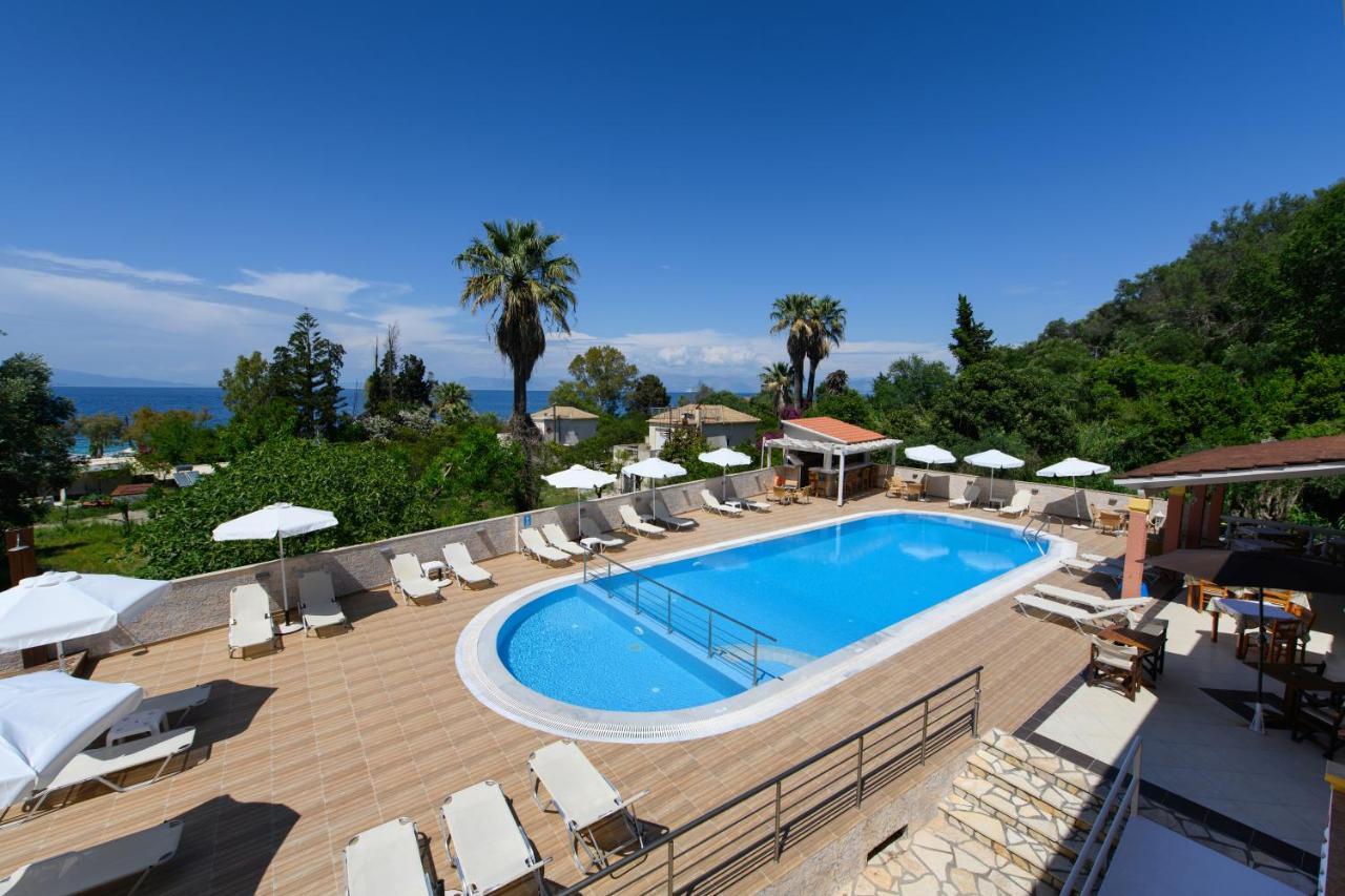 Hotel Penelope Букарі Екстер'єр фото