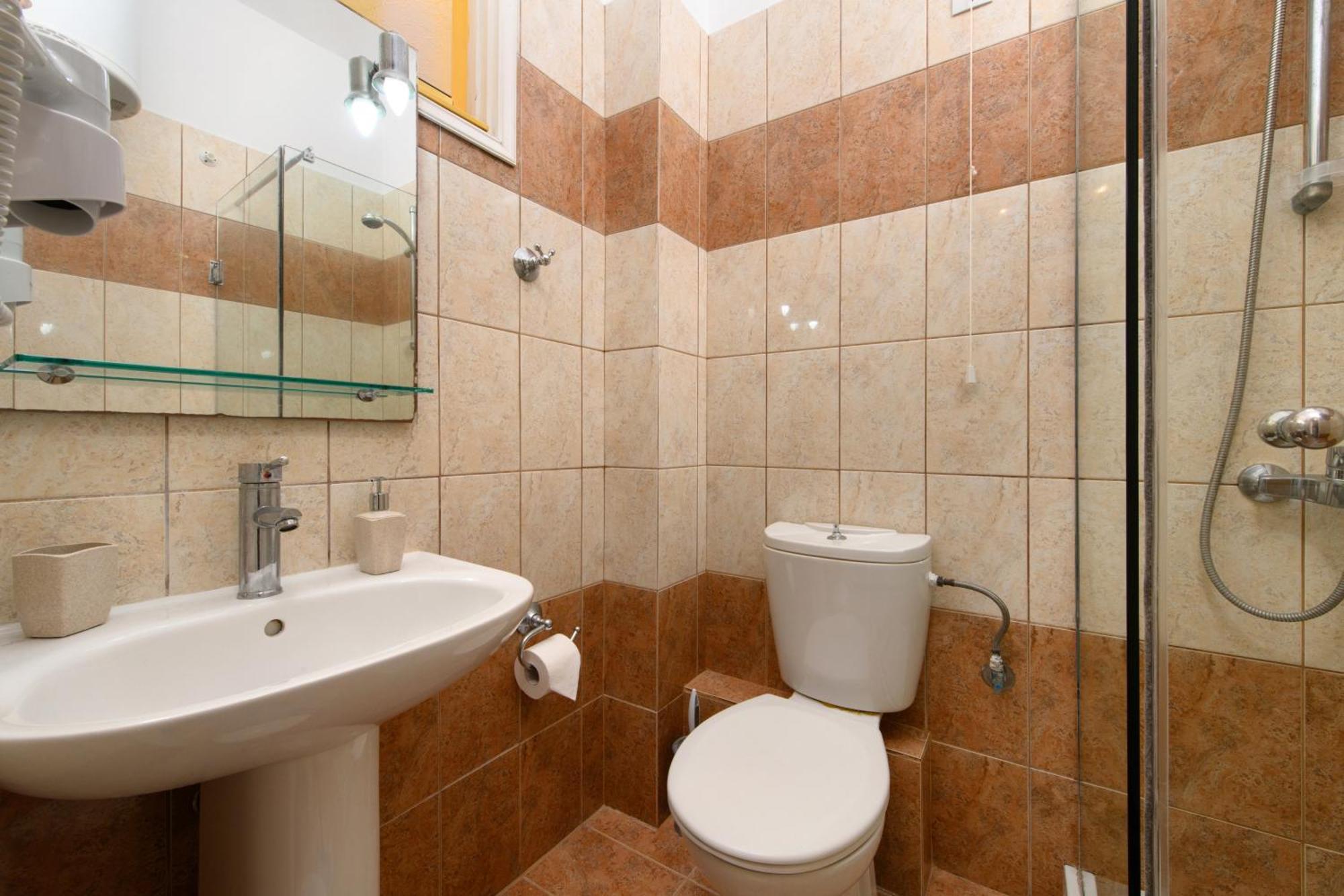 Hotel Penelope Букарі Екстер'єр фото