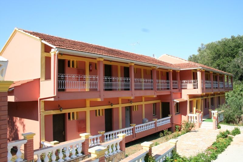 Hotel Penelope Букарі Екстер'єр фото